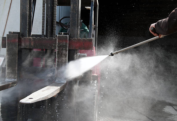 Best Pool Deck Cleaning  in Running Springs, CA